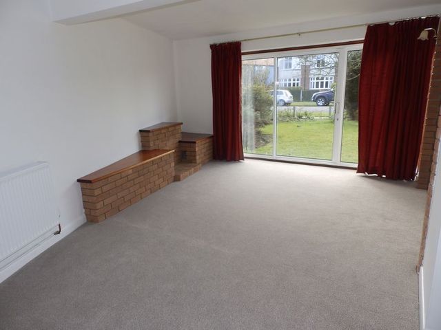  Image of 4 bedroom Detached house for sale in Cliff Avenue Gorleston Great Yarmouth NR31 at Cliff Avenue Gorleston Great Yarmouth, NR31 6EQ