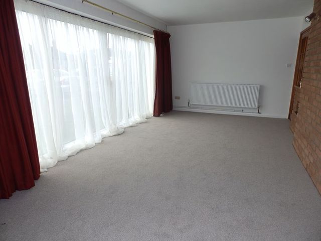  Image of 4 bedroom Detached house for sale in Cliff Avenue Gorleston Great Yarmouth NR31 at Cliff Avenue Gorleston Great Yarmouth, NR31 6EQ