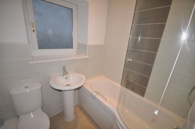  Image of 3 bedroom Detached house to rent in Clifford Road Bristol BS16 at Clifford Road Fishponds Bristol, BS16 4LR
