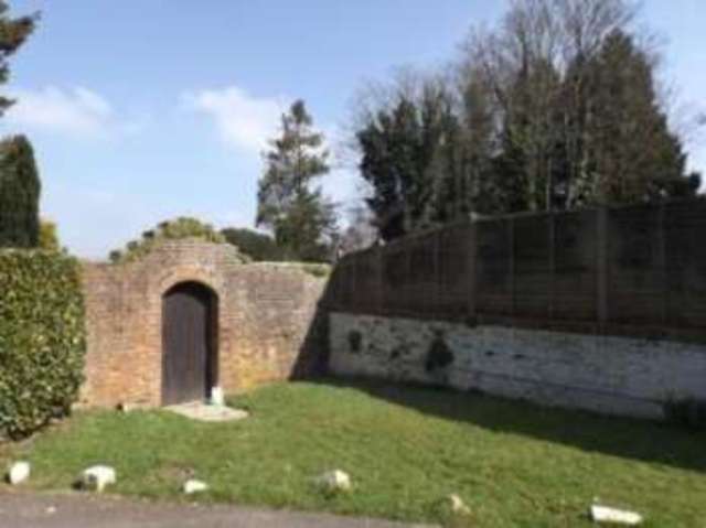  Image of 2 bedroom Barn Conversion for sale in East Street Turners Hill Crawley RH10 at East Street Turners Hill Turners Hill, RH10 4QD