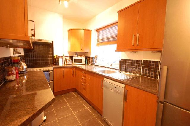 Image of 2 bedroom Property to rent in Collis Street Reading RG2 at Collis Street Reading Reading, RG2 0AE