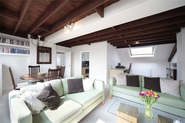  Image of 2 bedroom Flat for sale in Cologne Road London SW11 at Battersea London Clapham Junction, SW11 2AH