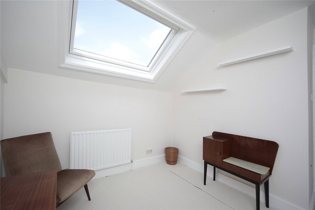  Image of 2 bedroom Flat for sale in Cologne Road London SW11 at Battersea London Clapham Junction, SW11 2AH