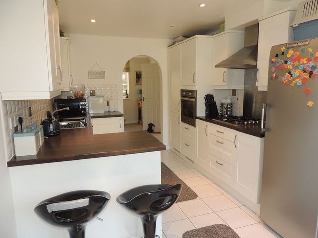  Image of 3 bedroom Detached house for sale in Colossus Way Bletchley Milton Keynes MK3 at Colossus Way Bletchley Milton Keynes, MK3 6GU