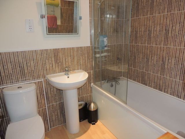  Image of 3 bedroom Detached house for sale in Colossus Way Bletchley Milton Keynes MK3 at Colossus Way Bletchley Milton Keynes, MK3 6GU