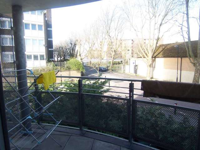  Image of 2 bedroom Apartment for sale in Concorde Way London SE16 at ,  Concorde Way Surrey Quays London, SE16 2PY