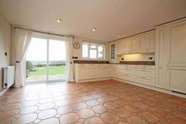  Image of 5 bedroom Detached house for sale in Coolham Road Coneyhurst Billingshurst RH14 at Coneyhurst  Billingshurst, RH14 9DH