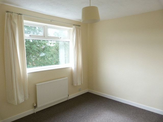  Image of 2 bedroom Semi-Detached house to rent in Copeland Road Warrington WA4 at Copeland Road  Warrington, WA4 6DF
