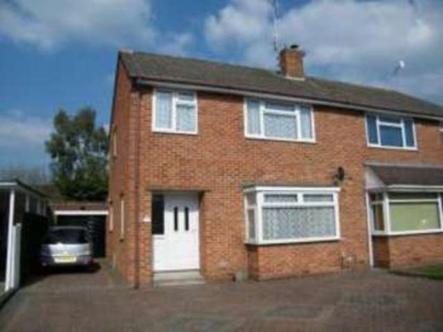  Image of 3 bedroom Semi-Detached house for sale in Corfe Close Swindon SN25 at Swindon Wiltshire Haydon Wick, SN25 3PJ
