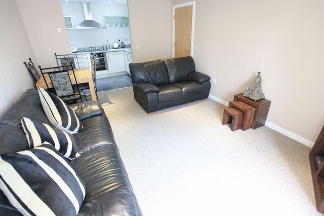  Image of 2 bedroom Flat to rent in Cornhill Liverpool L1 at Cornhill  Liverpool, L1 8DP