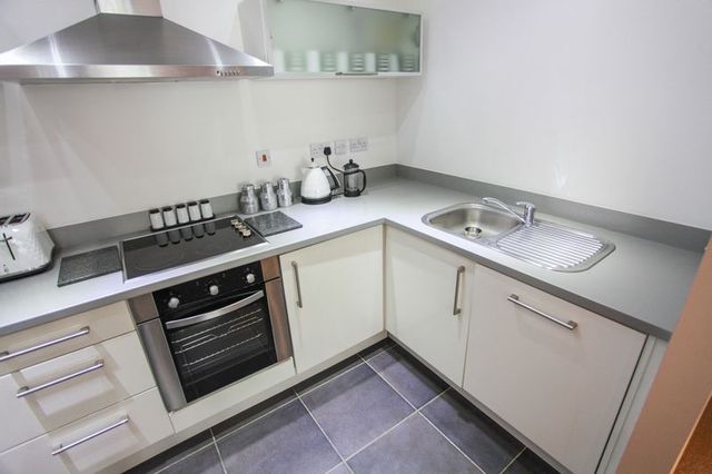  Image of 2 bedroom Flat to rent in Cornhill Liverpool L1 at Cornhill  Liverpool, L1 8DP
