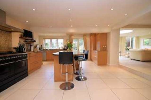  Image of 5 bedroom Detached house for sale in Goffs Hill Crays Pond Reading RG8 at Crays Pond  Reading, RG8 7QD
