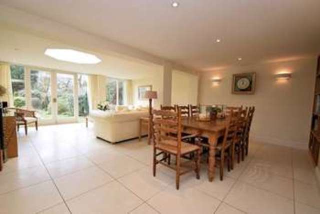  Image of 5 bedroom Detached house for sale in Goffs Hill Crays Pond Reading RG8 at Crays Pond  Reading, RG8 7QD