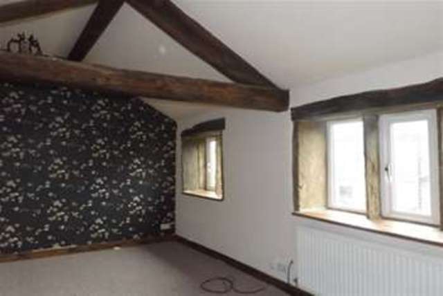  Image of 3 bedroom Detached house to rent in Crosland Hill Road Huddersfield HD4 at Huddersfield, HD4 5NZ