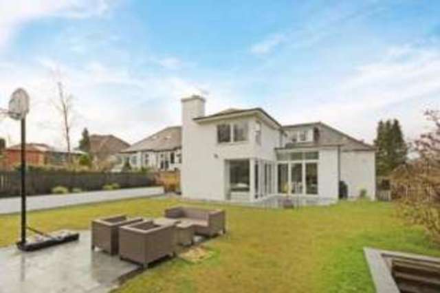  Image of 4 bedroom Detached house for sale in Crossburn Avenue Milngavie Glasgow G62 at Milngavie Glasgow Milngavie, G62 6DS