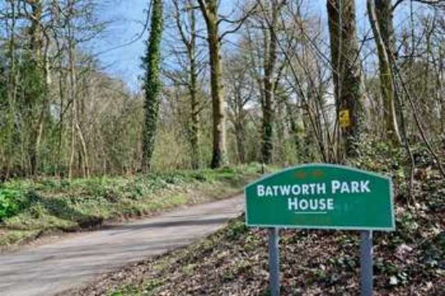  Image of 2 bedroom Apartment for sale in Crossbush Crossbush Arundel BN18 at Arundel West Sussex Arundel, BN18 9PG