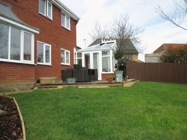  Image of 4 bedroom Detached house for sale in Curlew Way Daventry NN11 at Curlew Way  Daventry, NN11 0XS