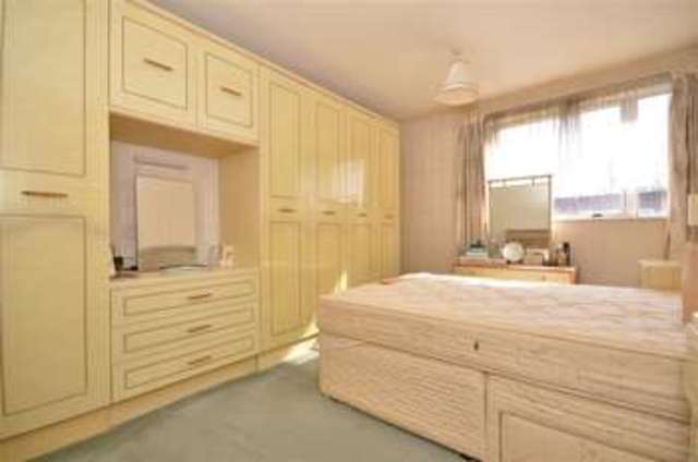  Image of 3 bedroom Semi-Detached house for sale in Curtis Mead Portsmouth PO2 at Portsmouth Hampshire Portsmouth, PO2 0UY
