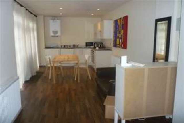  Image of Flat to rent in Lambert Street Sheffield S3 at Sheffield, S3 7BG