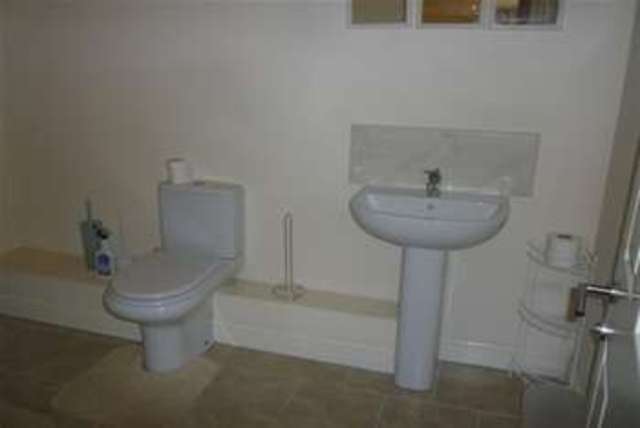 Image of Flat to rent in Lambert Street Sheffield S3 at Sheffield, S3 7BG