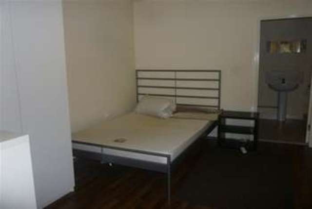  Image of Flat to rent in Lambert Street Sheffield S3 at Sheffield, S3 7BG