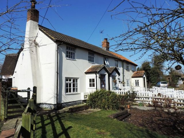  Image of 2 bedroom Detached house for sale in Dag Lane Riseley Bedford MK44 at Dag Lane Riseley Bedford, MK44 1EH