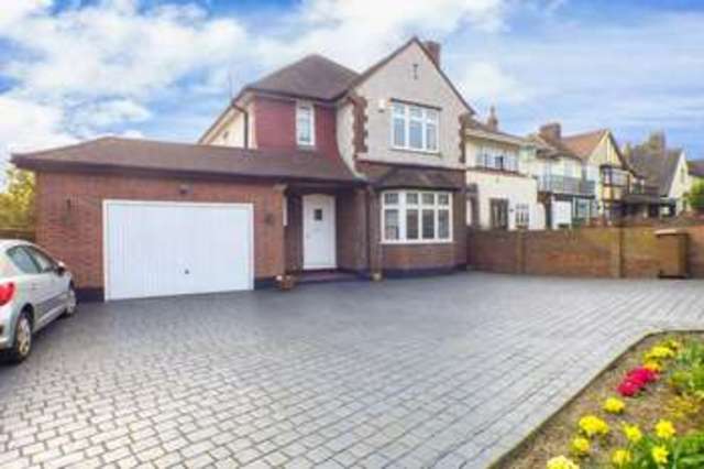  Image of 3 bedroom Detached house for sale in Danson Road Bexley DA5 at Danson Road  Bexley, DA5 1DG