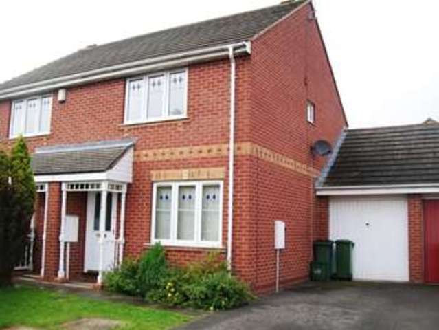 Image of 3 bedroom Semi-Detached house to rent in Darien Way Thorpe Astley Braunstone Leicester LE3 at Darien Way  Thorpe Astley, LE3 3TT
