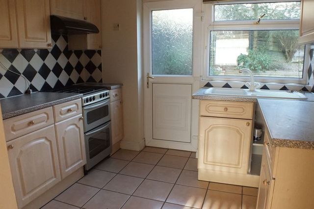  Image of 3 bedroom Semi-Detached house for sale in Dartford Place Bradeley Stoke-on-Trent ST6 at Dartford Place Bradeley Stoke-On-Trent, ST6 7ND