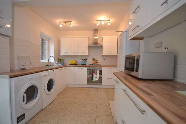  Image of 1 bedroom House Share to rent in Delamere Road Earley Reading RG6 at Delamere Road  Reading, RG6 1AP