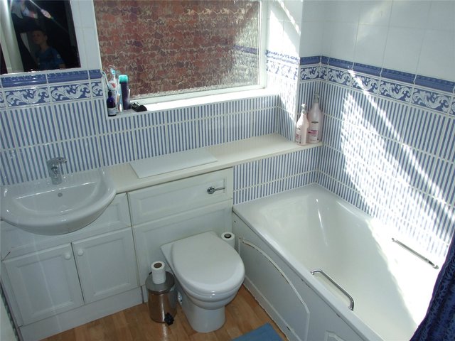 Image of 4 bedroom Detached house for sale in Delane Drive Winnersh Wokingham RG41 at Winnersh Wokingham Winnersh, RG41 5AT