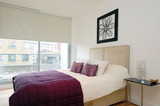  Image of 2 bedroom Flat to rent in Dereham Place London EC2A at Dereham Place  London, EC2A 3HJ