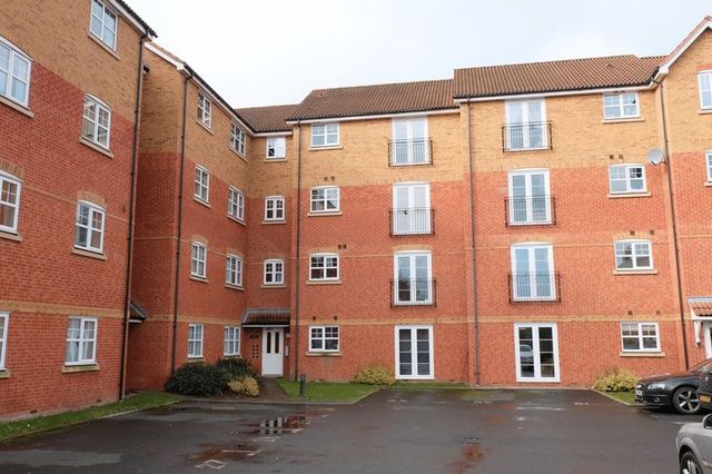  Image of 2 bedroom Flat for sale in Design Close Bromsgrove B60 at Design Close  Bromsgrove, B60 3GS