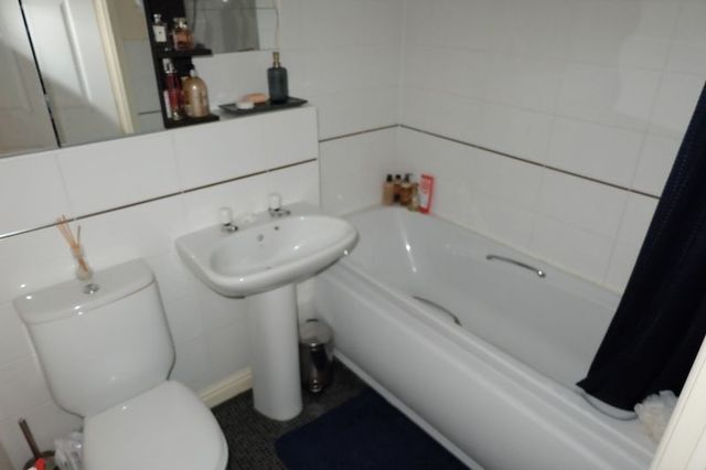  Image of 2 bedroom Flat for sale in Design Close Bromsgrove B60 at Design Close  Bromsgrove, B60 3GS