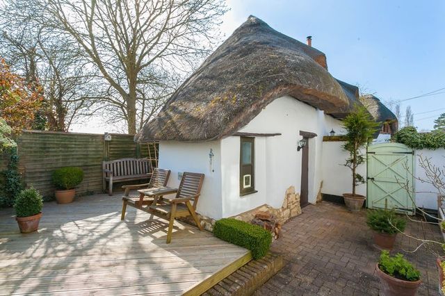  Image of 3 bedroom Detached house for sale in Dinton Dinton Aylesbury HP17 at Dinton Aylesbury, HP17 8UR