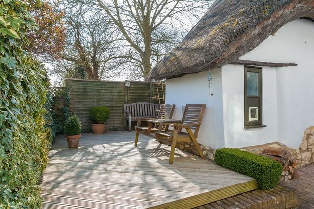  Image of 3 bedroom Detached house for sale in Dinton Dinton Aylesbury HP17 at Dinton Aylesbury, HP17 8UR
