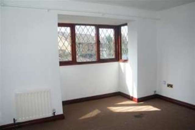  Image of 4 bedroom Detached house to rent in Dorchester Drive Wythenshawe Manchester M23 at Manchester, M23 9QE