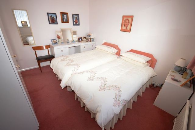  Image of 3 bedroom Detached house for sale in Downside Hindhead GU26 at Downside Beacon Hill Hindhead, GU26 6RR