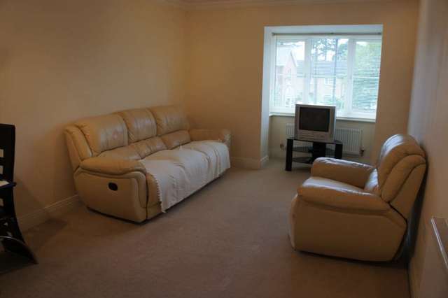  Image of 2 bedroom Apartment to rent in Brewer Road Crawley RH10 at Downy Lodge Crawley Crawley, RH10 6HF