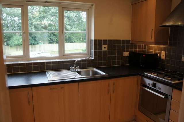  Image of 2 bedroom Apartment to rent in Brewer Road Crawley RH10 at Downy Lodge Crawley Crawley, RH10 6HF
