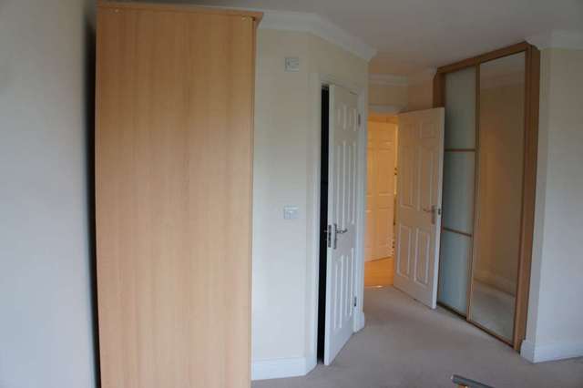  Image of 2 bedroom Apartment to rent in Brewer Road Crawley RH10 at Downy Lodge Crawley Crawley, RH10 6HF