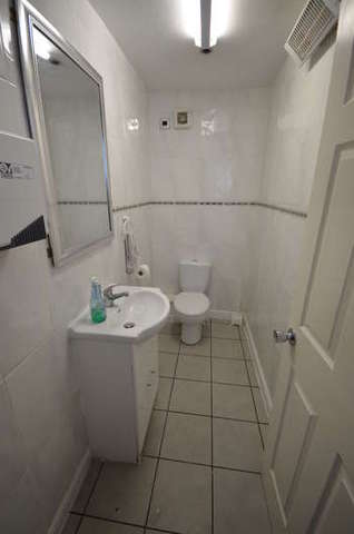  Image of Detached house to rent in Duckworth Street Darwen BB3 at Darwen Darwen, BB3 1AT