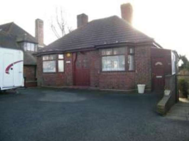  Image of 2 bedroom Bungalow for sale in Dudley Road Rowley Regis B65 at Rowley Regis West Midlands Blackheath, B65 8JL