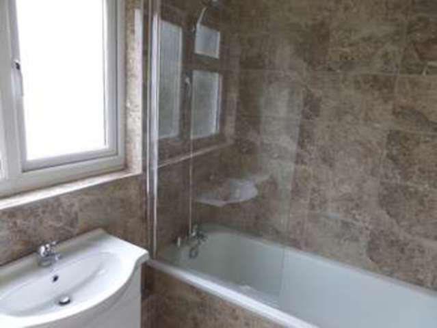  Image of 1 bedroom Flat to rent in Durrans Court Bletchley Milton Keynes MK2 at Milton keynes, MK2 2TQ