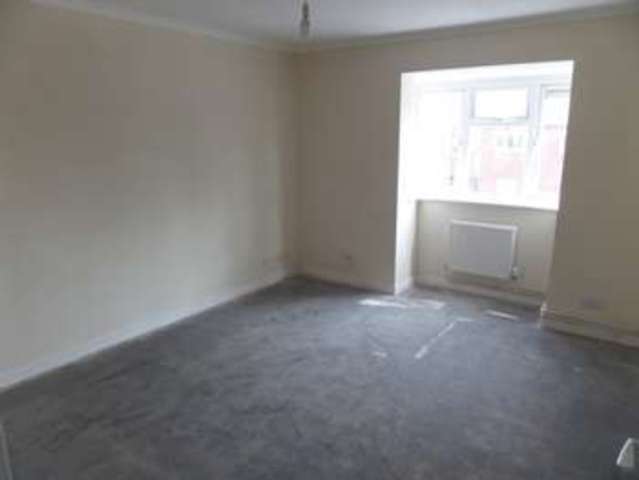  Image of 1 bedroom Flat to rent in Durrans Court Bletchley Milton Keynes MK2 at Milton keynes, MK2 2TQ
