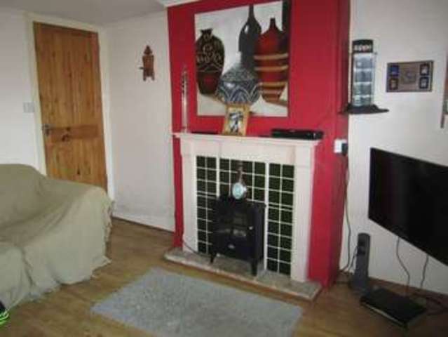  Image of 3 bedroom Cottage for sale in The Garretts Coronation Street Fairford GL7 at Fairford Gloucestershire, GL7 4JF