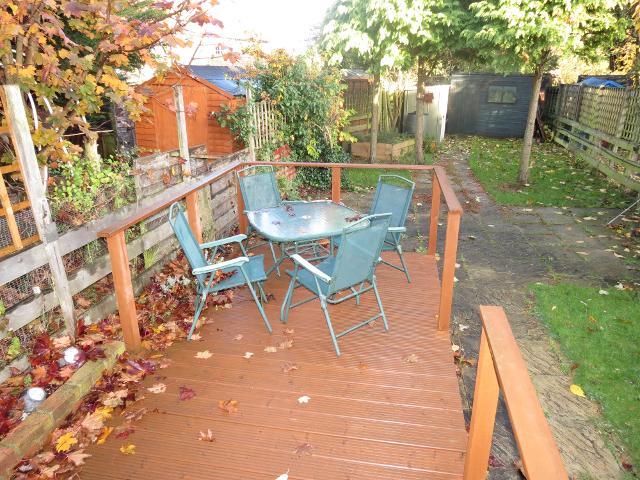  Image of 3 bedroom Semi-Detached house to rent in Easby Crescent Morden SM4 at Morden  London, SM4 6SB