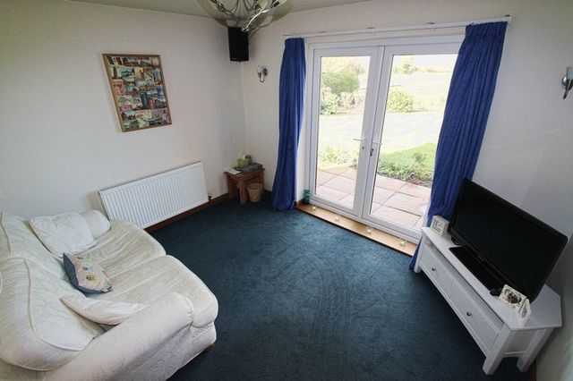  Image of 3 bedroom Detached house to rent in East End Long Clawson Melton Mowbray LE14 at East End  Long Clawson, LE14 4NG