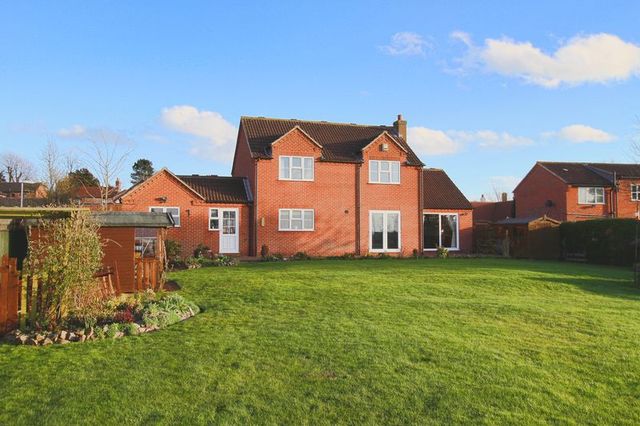  Image of 3 bedroom Detached house to rent in East End Long Clawson Melton Mowbray LE14 at East End  Long Clawson, LE14 4NG