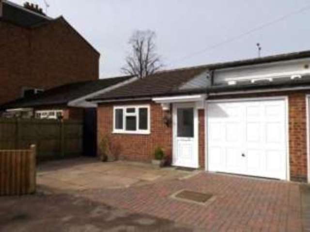 Image of 2 bedroom Bungalow for sale in East Road Birstall Leicester LE4 at Birstall Leicester Belgrave, LE4 4AJ